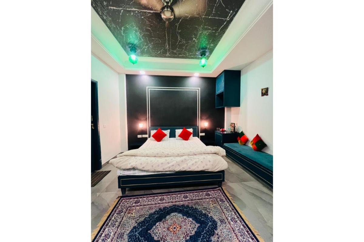 Shiv Kothi - Homestay آغْرا المظهر الخارجي الصورة