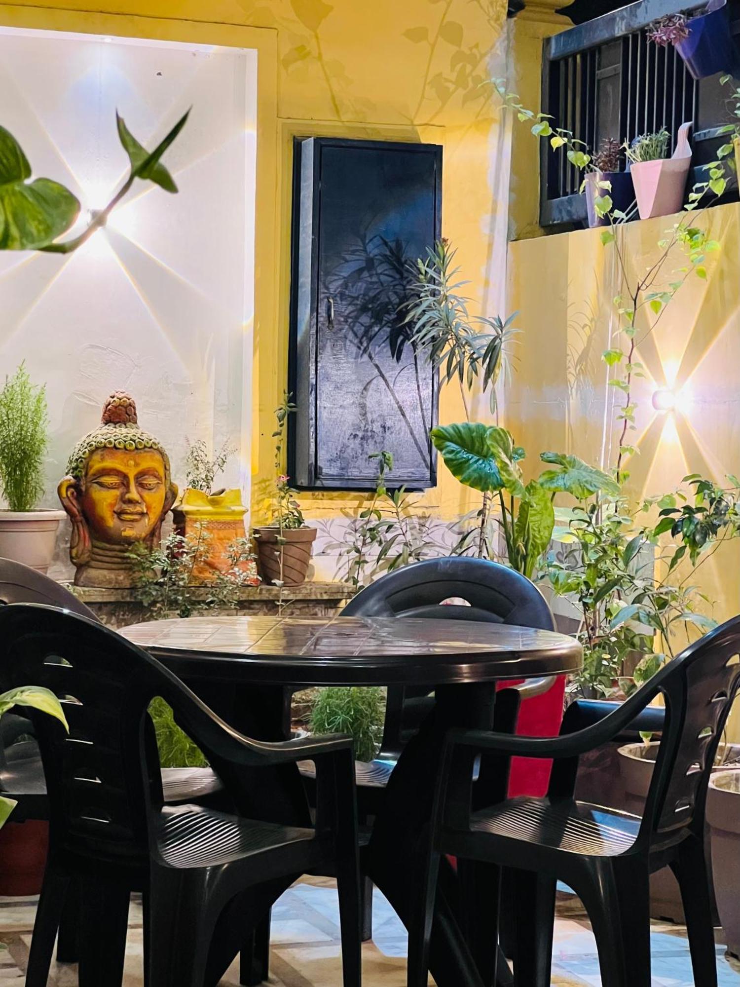 Shiv Kothi - Homestay آغْرا المظهر الخارجي الصورة